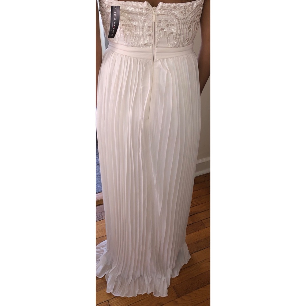 Cream Maxi Dress - Picture 4 of 4